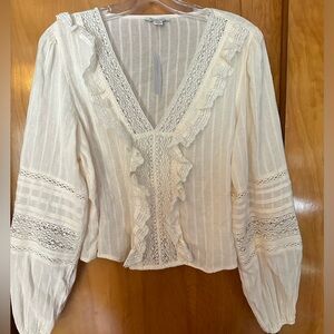 American Eagle Cream blouse